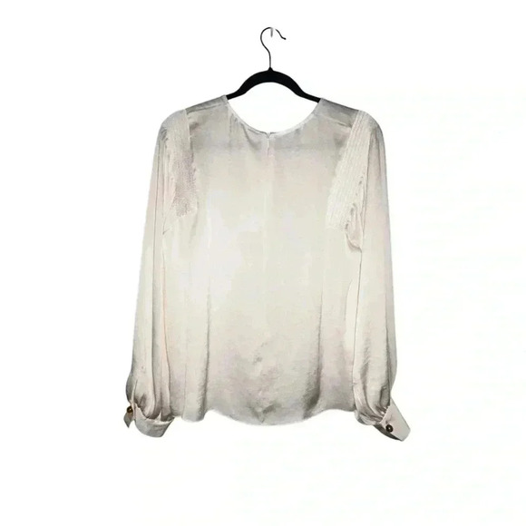 VINCE smocked chiffon blouse NEW size large - Picture 4 of 7